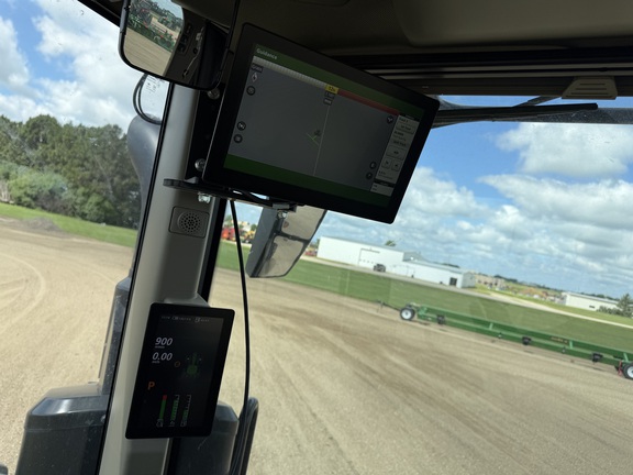 2025 John Deere 8R 410 - Photo34