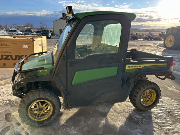 2024 John Deere XUV 835R Used Equipment