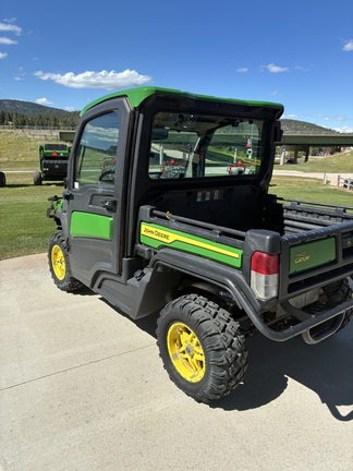 2024 John Deere XUV 835R (2nd thumbnail)