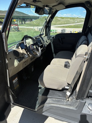 2024 John Deere XUV 835R (7th thumbnail)