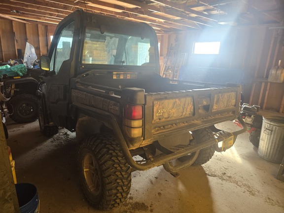 2014 John Deere XUV 825i Power Steering - Photo12