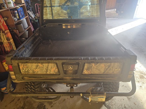 2014 John Deere XUV 825i Power Steering - Photo11