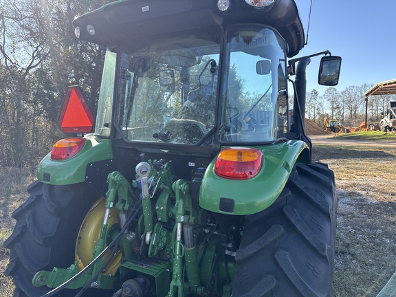2024 John Deere 5105M Photo 5