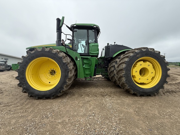 2025 John Deere 9R 590
