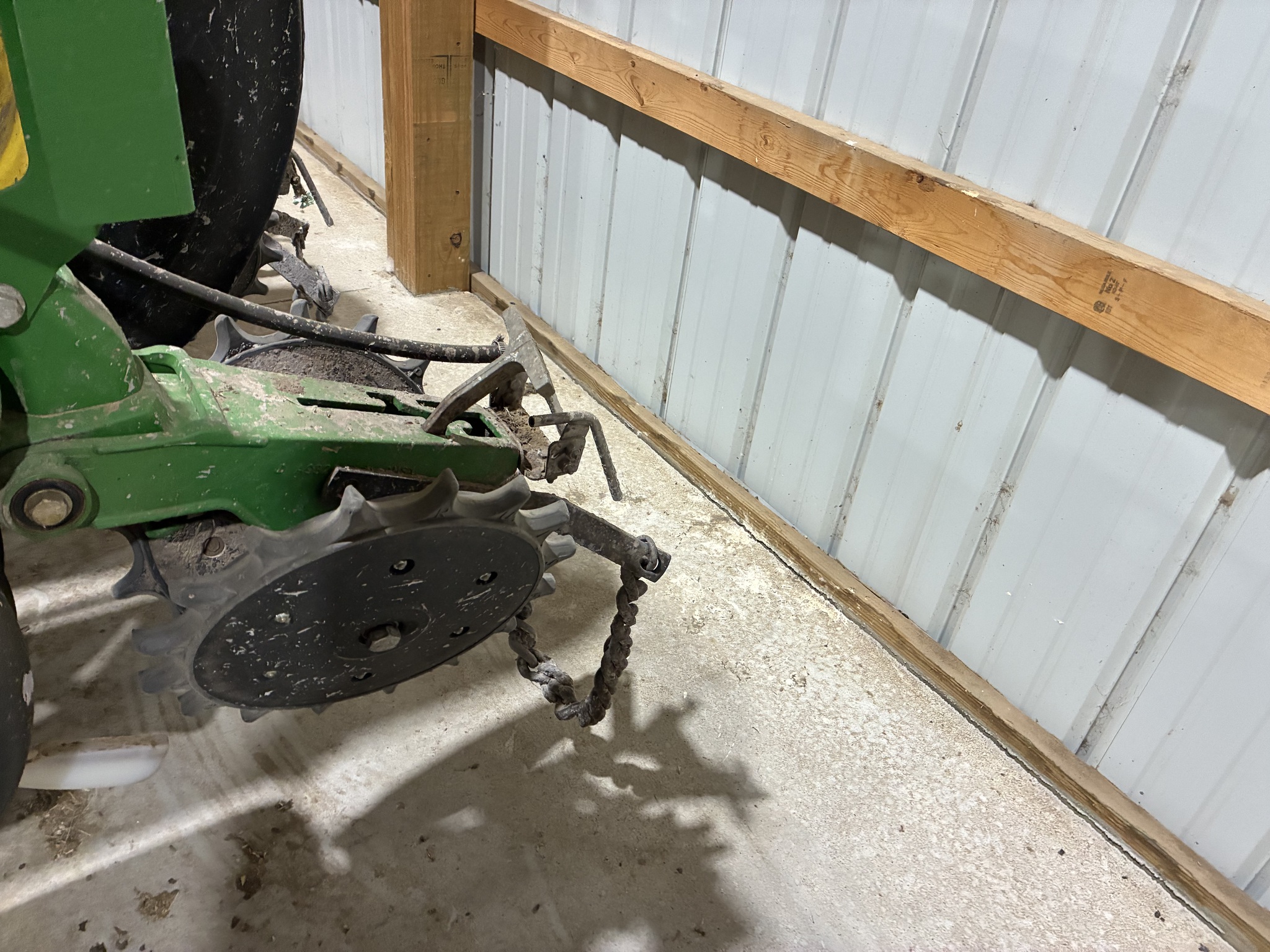 2016 John Deere 1775NT Image 13