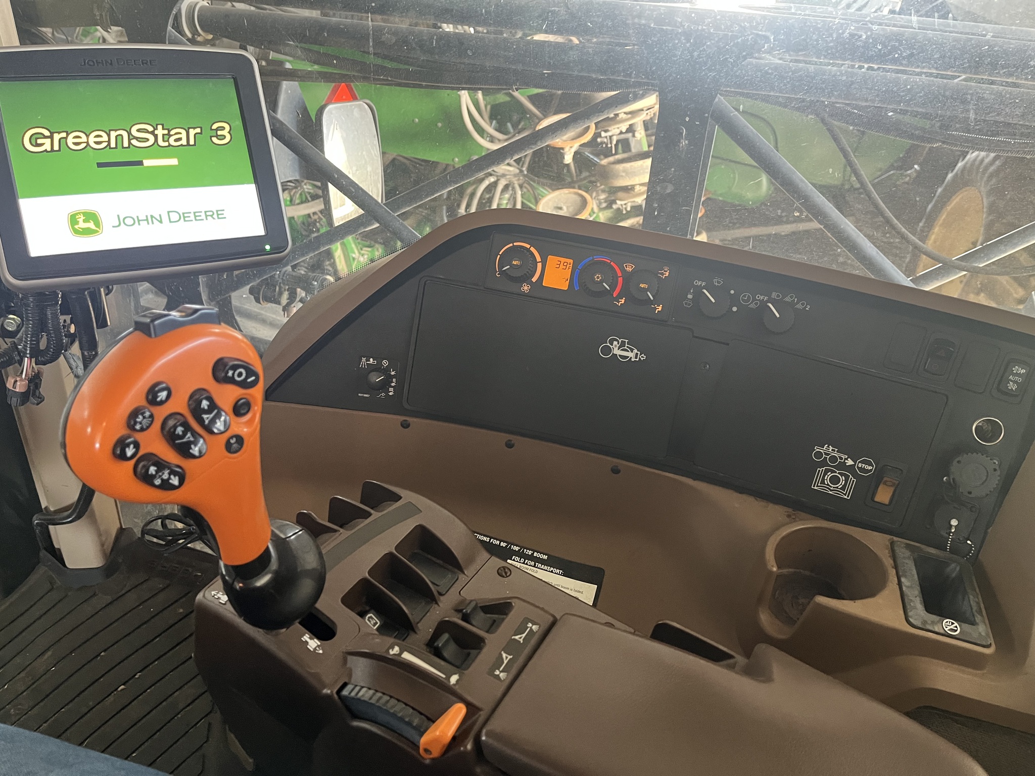  2014 John Deere 4940 at Heritage Tractor in Pittsburg, KS