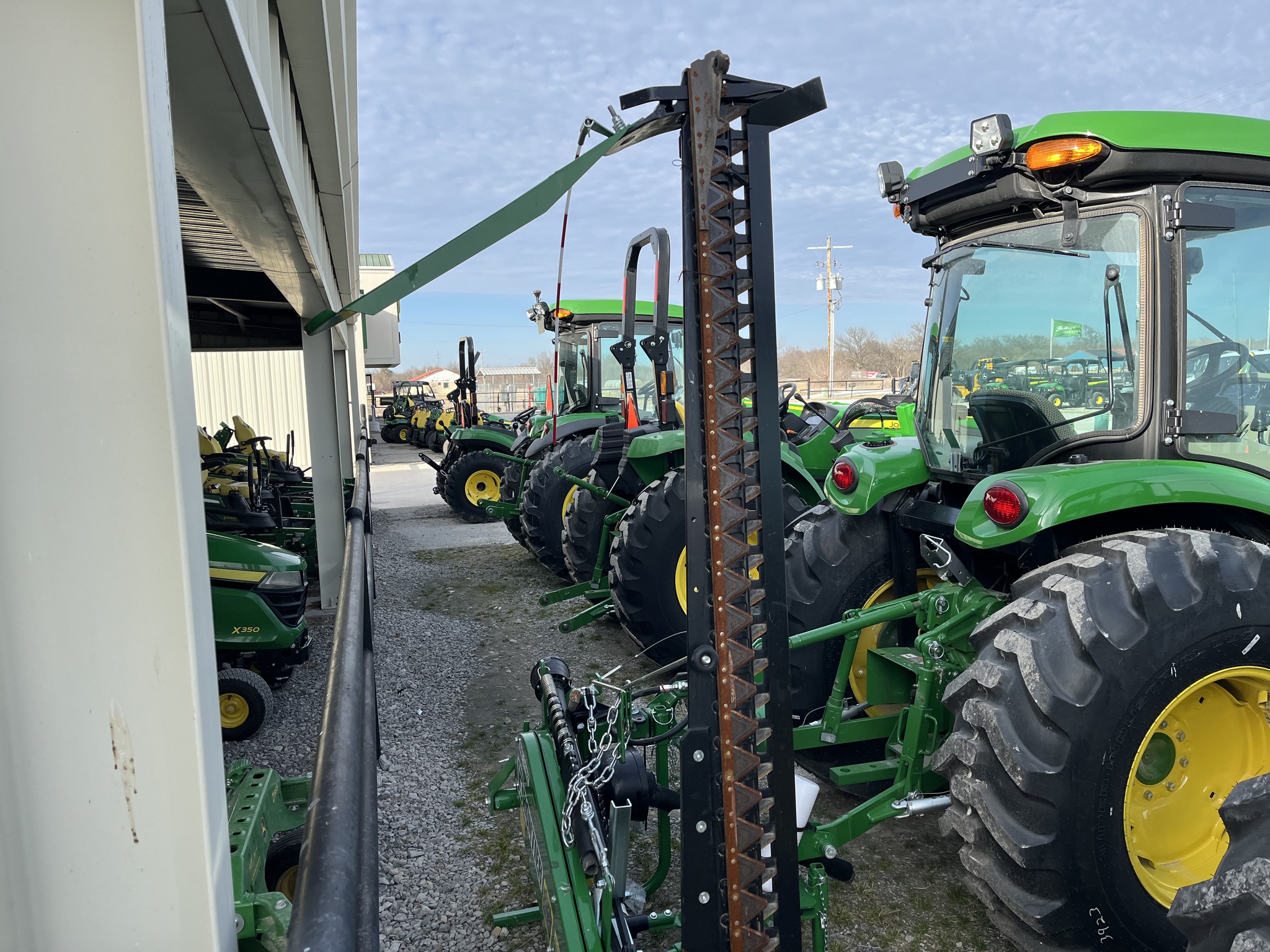  2023 Frontier SB3107 at Heritage Tractor in Pittsburg, KS