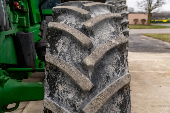 Used 1998 John Deere 8300 Row Crop Tractors at Koenig Equipment in Anna, OH - Photo13