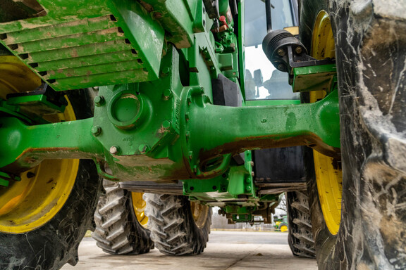 Used 1998 John Deere 8300 Row Crop Tractors at Koenig Equipment in Anna, OH - Photo15