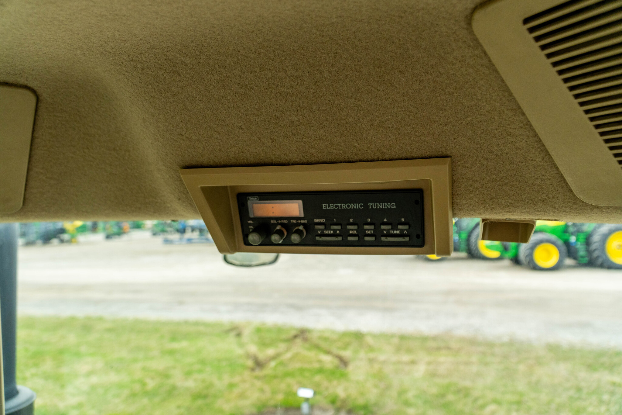 Used 1998 John Deere 8300 Row Crop Tractors at Koenig Equipment in Anna, OH - PhotoXL35