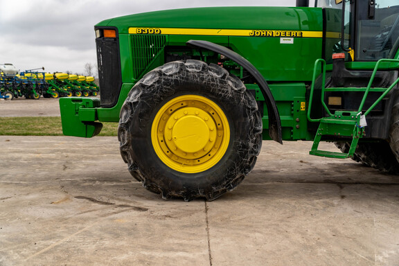 Used 1998 John Deere 8300 Row Crop Tractors at Koenig Equipment in Anna, OH - Photo9