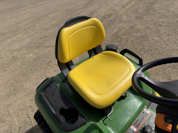 2017 John Deere X580 - Photo20