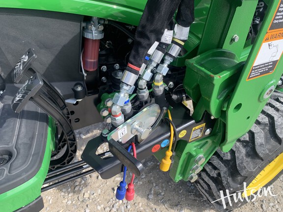 Photo of 2025 John Deere 2025R