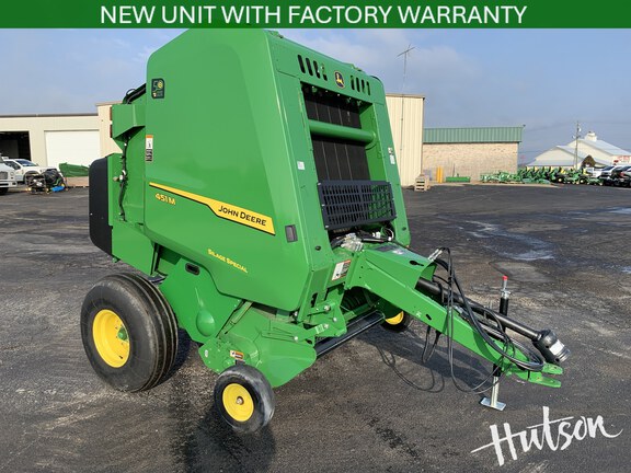 Photo of 2025 John Deere 451M