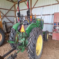 Photo of 2015 John Deere 5055E