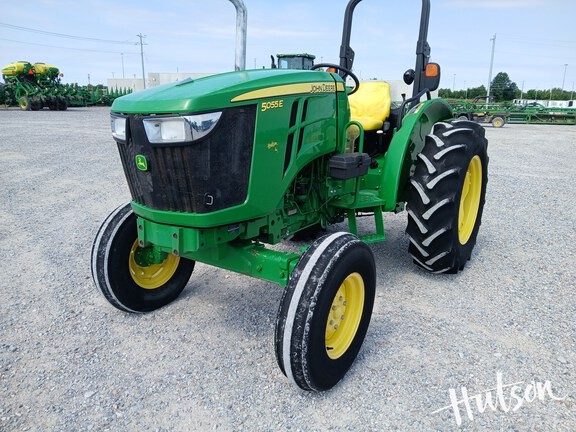 Photo of 2015 John Deere 5055E