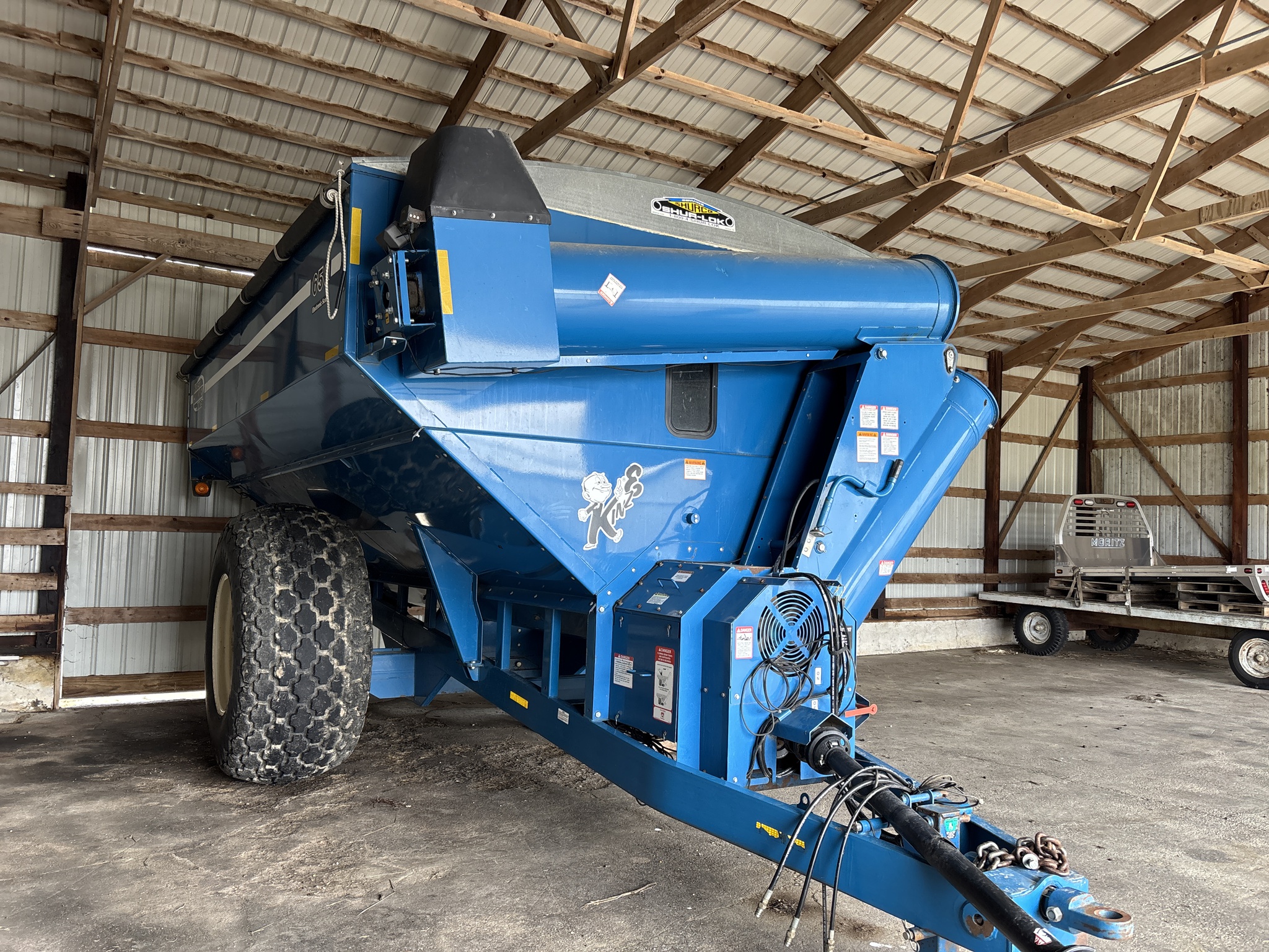 Used 2004 Kinze 650 Grain Carts at Koenig Equipment in Urbana, OH - PhotoXL1