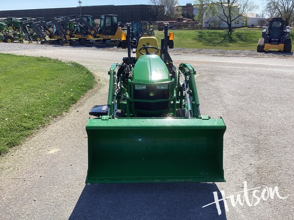 Photo of 2024 John Deere 1025R