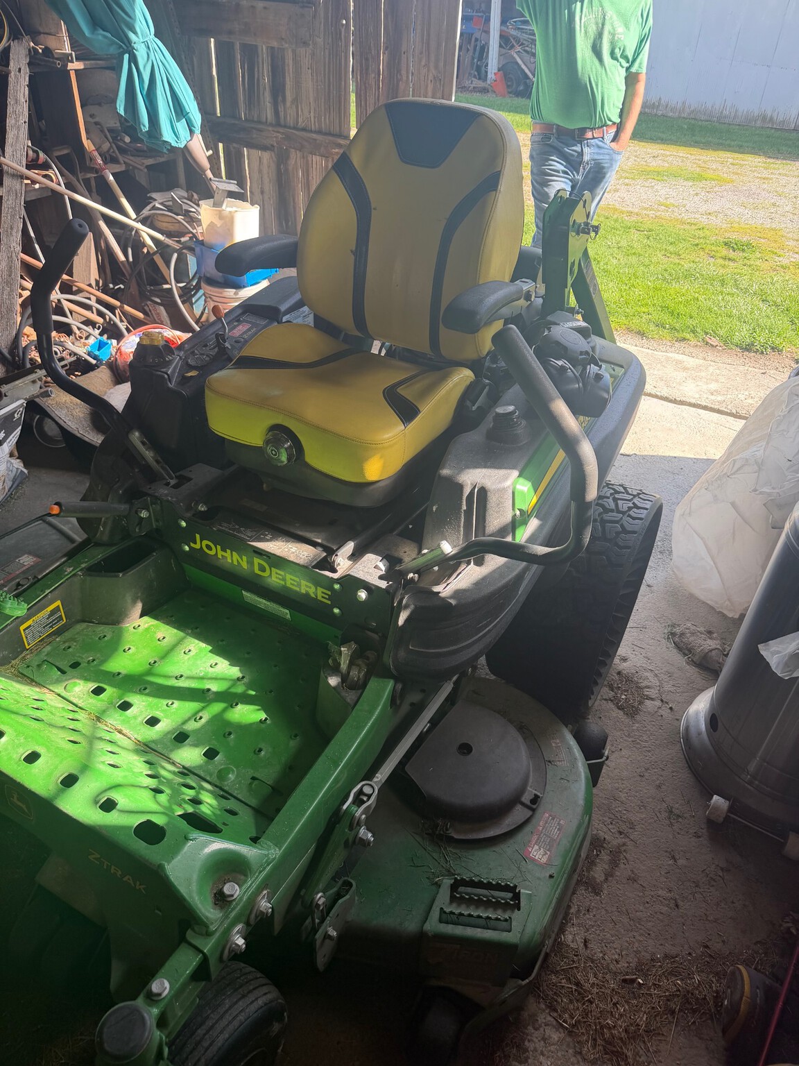 2021 John Deere Z945M EFI Image 1