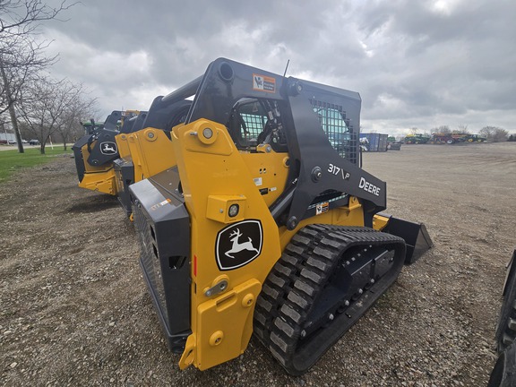 Photo of 2025 John Deere 317 P