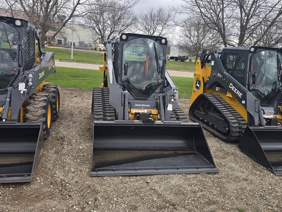 Photo of 2025 John Deere 317 P