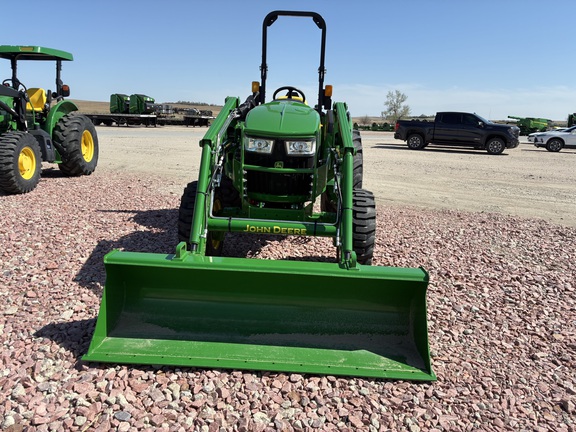 2024 John Deere 4052M (2nd thumbnail)