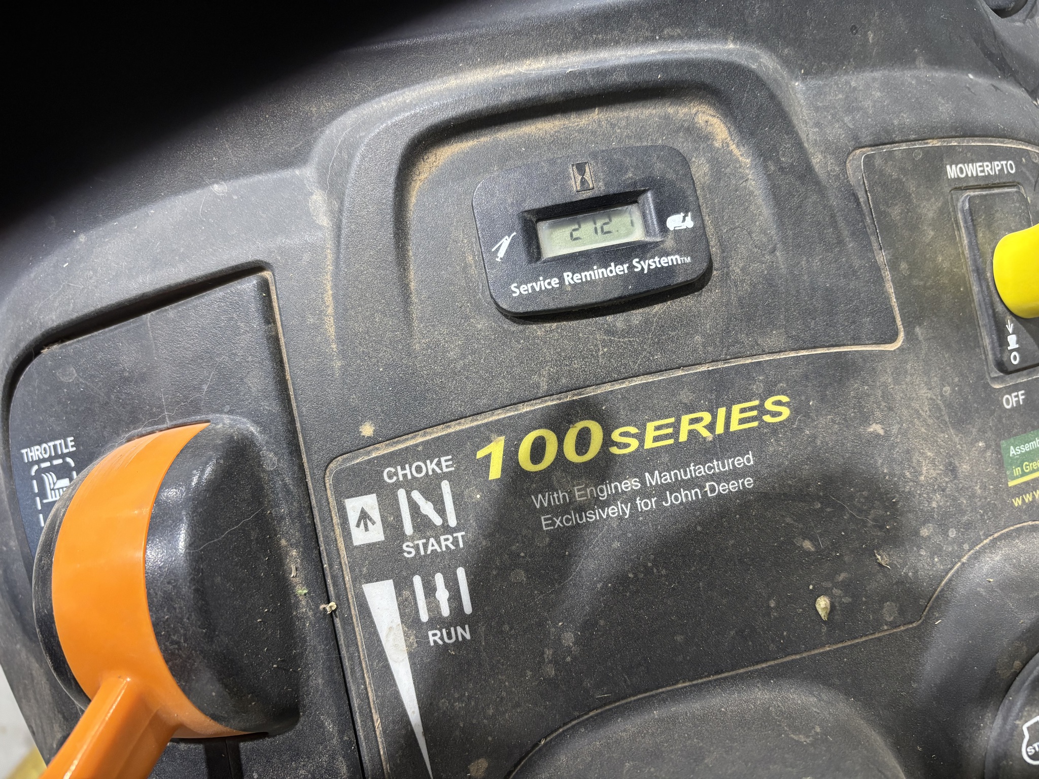 2011 John Deere D140 Image 9