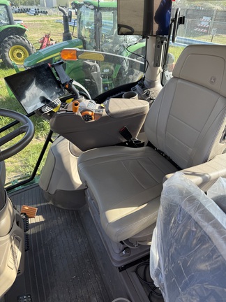2024 John Deere 6R 155 - Photo11