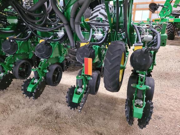 2023 John Deere 1725 CCS - Photo9