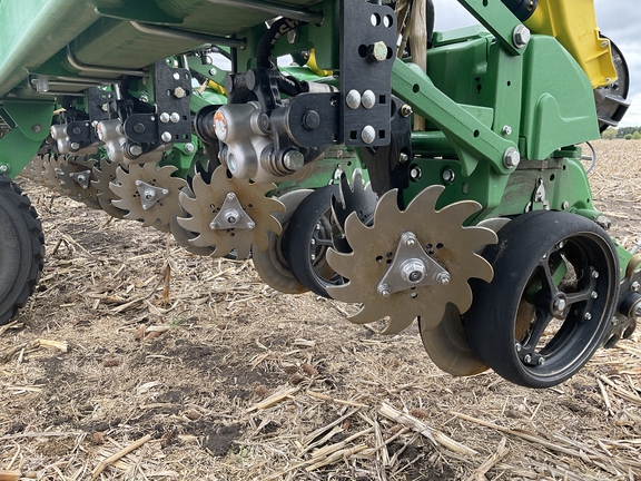 2025 John Deere DB90 - Photo6