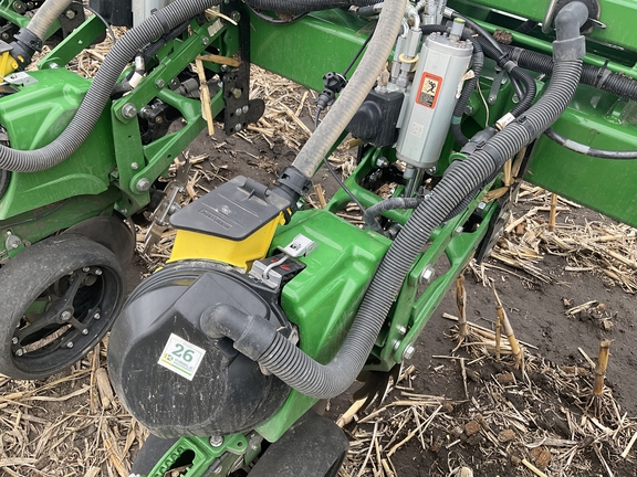 2025 John Deere DB90 - Photo7
