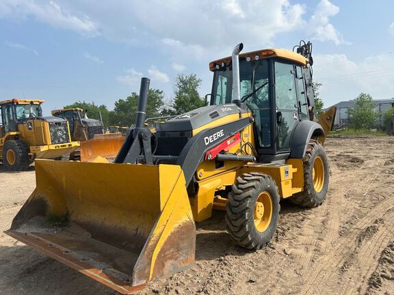 Photo of a 2023 John Deere 310SL