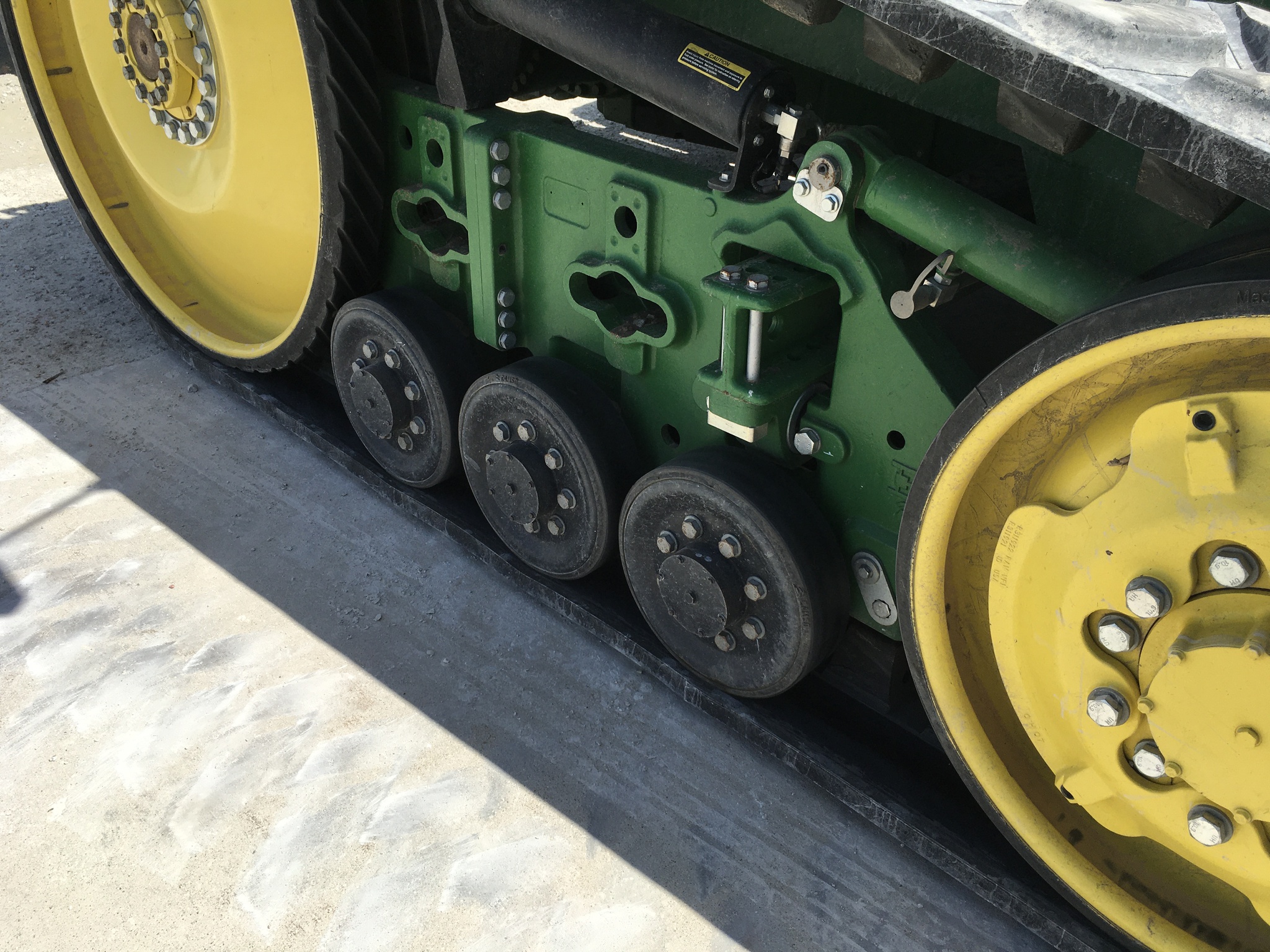 2020 John Deere 8RT 370 Image 4