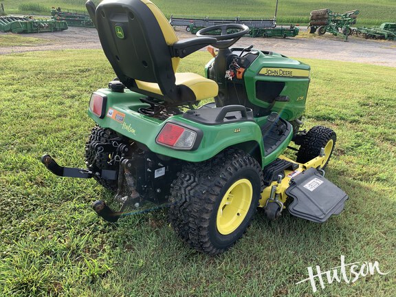Photo of 2022 John Deere X738