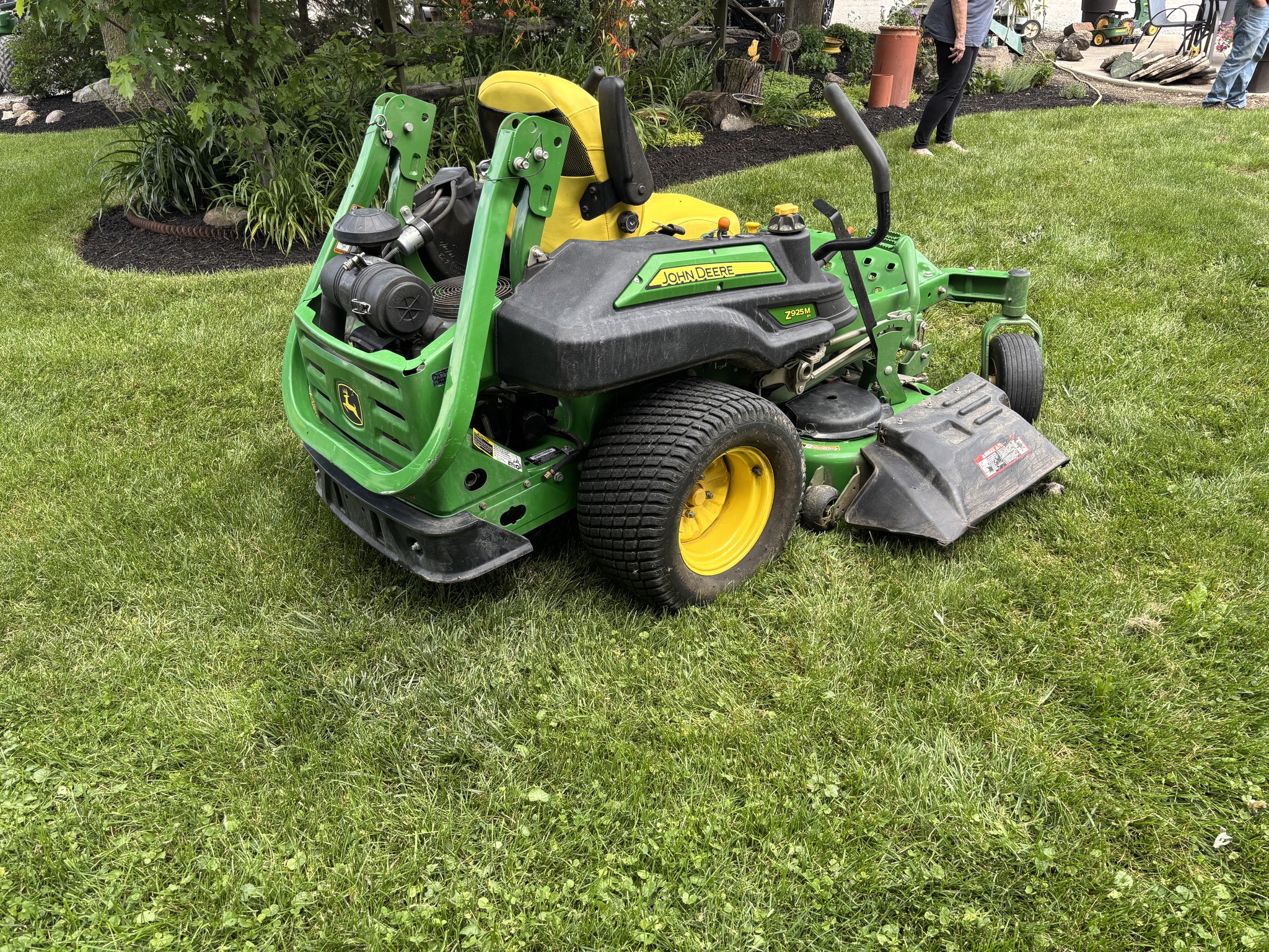 Used 2014 John Deere Z925M Zero Turn Mowers at Koenig Equipment in Anna, OH - PhotoXL4