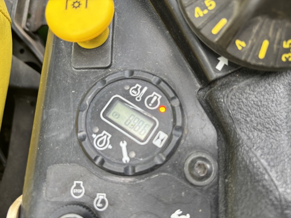 Used 2014 John Deere Z925M Zero Turn Mowers at Koenig Equipment in Anna, OH - Photo18