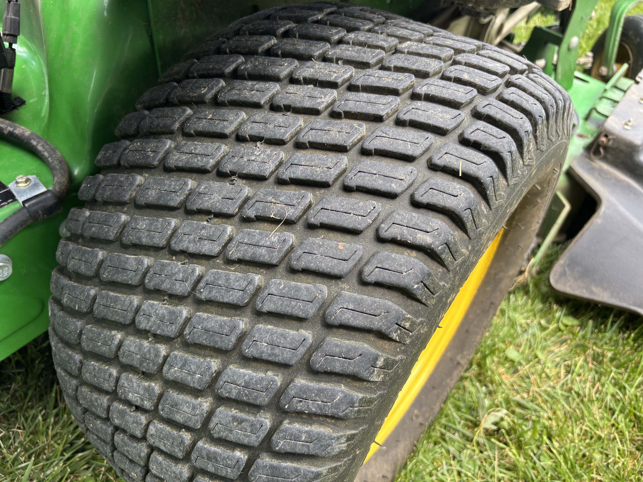 Used 2014 John Deere Z925M Zero Turn Mowers at Koenig Equipment in Anna, OH - PhotoXL17