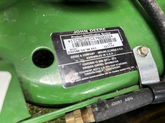 Used 2014 John Deere Z925M Zero Turn Mowers at Koenig Equipment in Anna, OH - Photo19