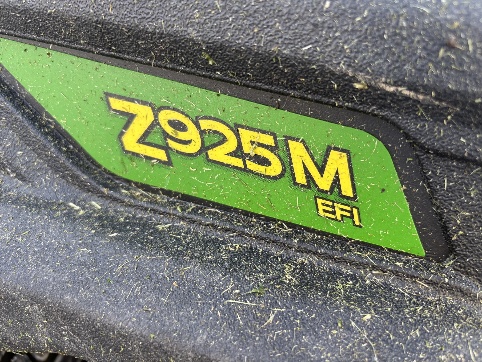 Used 2014 John Deere Z925M Zero Turn Mowers at Koenig Equipment in Botkins, OH - PhotoXL1