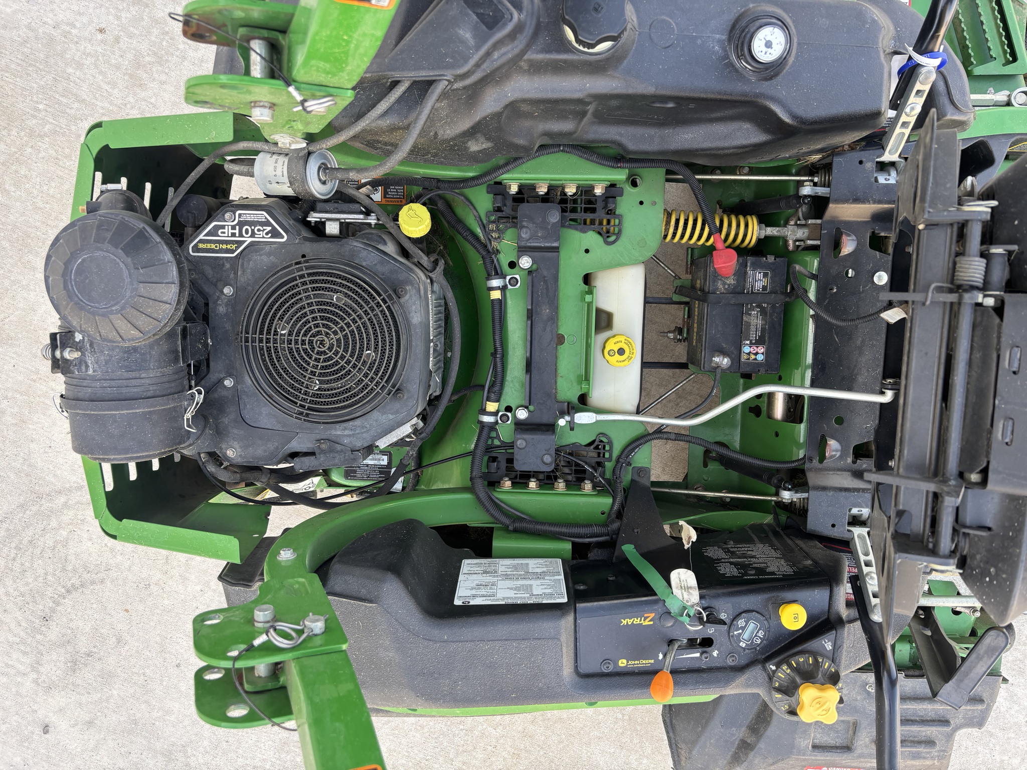 Used 2014 John Deere Z925M Zero Turn Mowers at Koenig Equipment in Botkins, OH - PhotoXL16