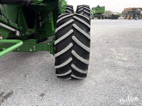 Photo of 2023 John Deere S780
