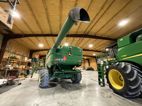 Photo of 2019 John Deere S780