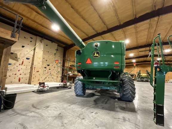Photo of 2019 John Deere S780