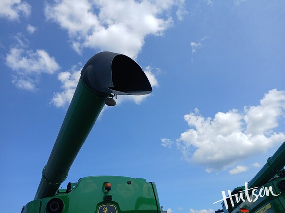 Photo of 2019 John Deere S780