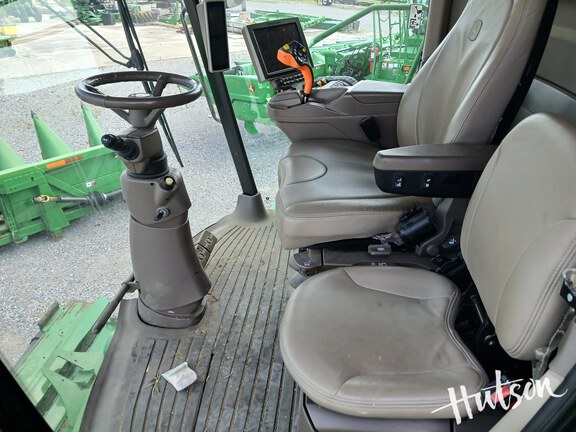 Photo of 2019 John Deere S780