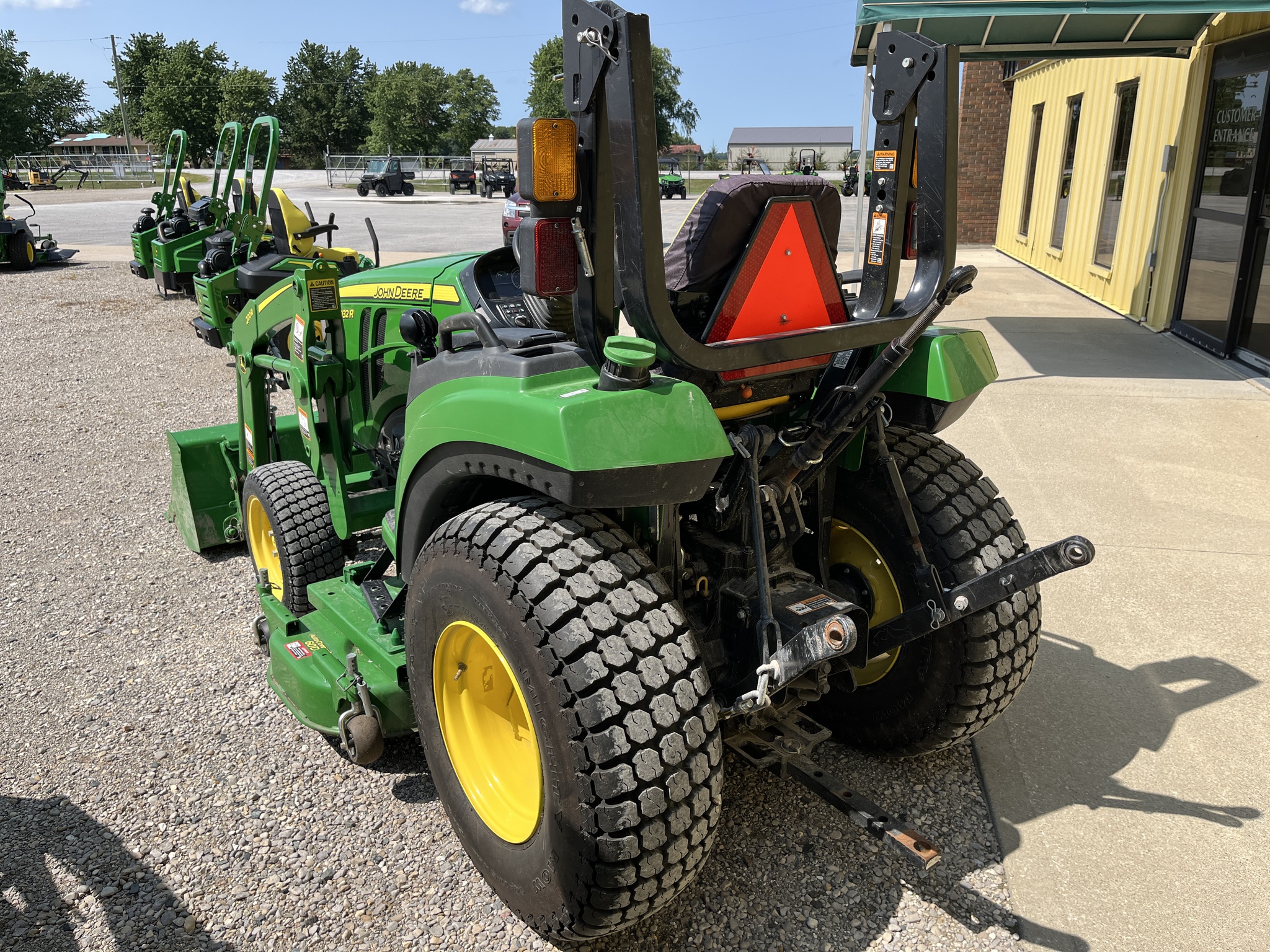 2024 John Deere 2032R Compact Utility Tractors
