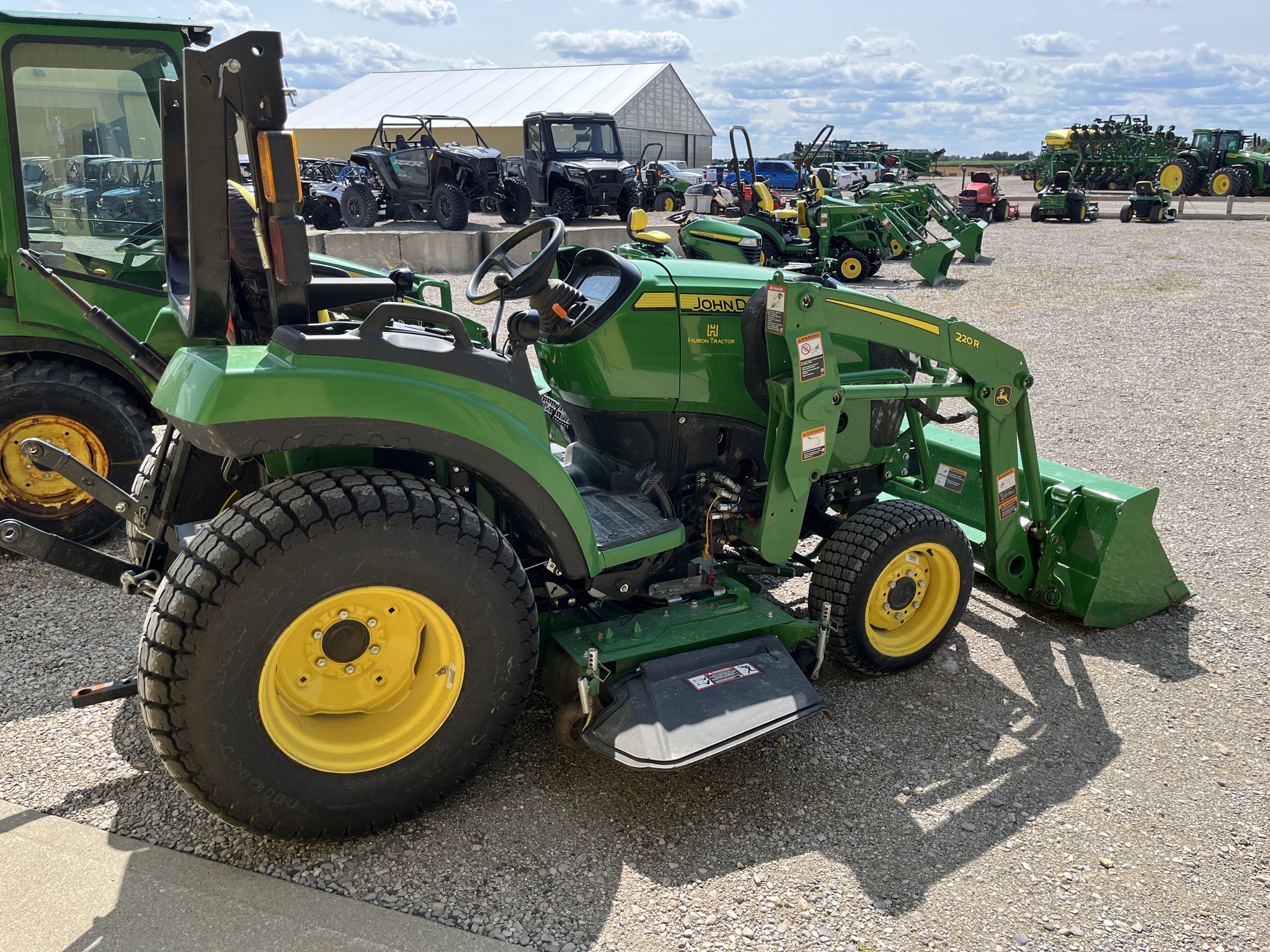 2024 John Deere 2032R Compact Utility Tractors