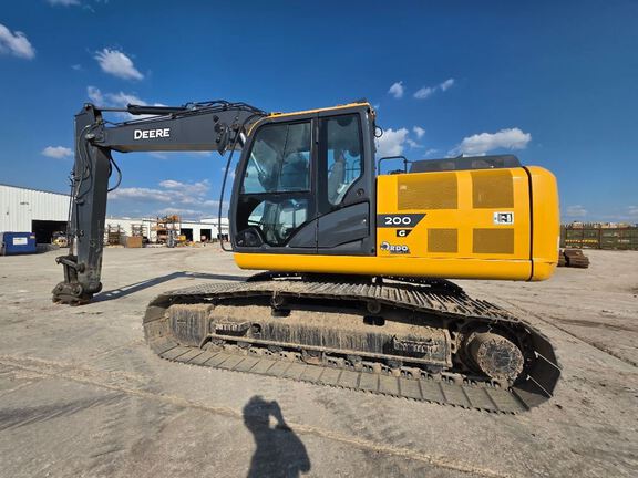2023 John Deere 200G
