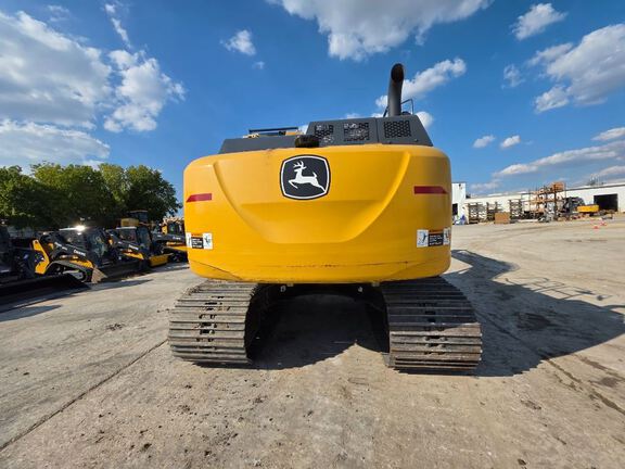 2023 John Deere 200G