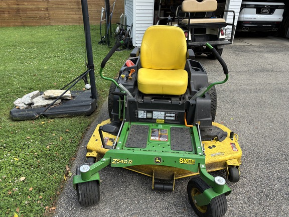 Used 2017 John Deere Z540R Zero Turn Mowers at Koenig Equipment in Richmond, IN - Photo2